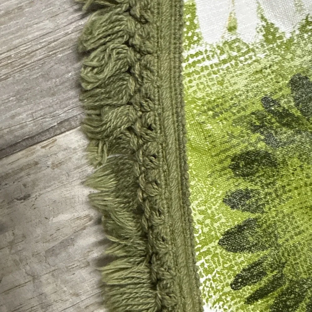 VTG 1970s Flower Power Tablecloth Fringe Hippie Daisy Oval Avocado Green 57x84